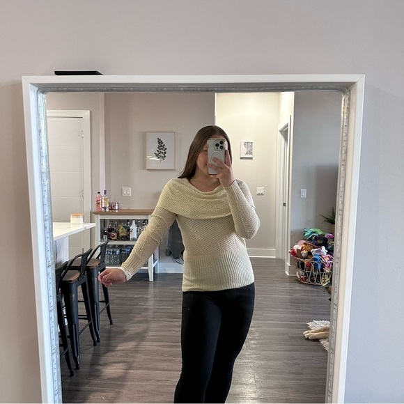 Vintage 90s Y2K Uniform John Paul Richard Cream Off the Shoulder Cream Sweater - Picture 4 of 10